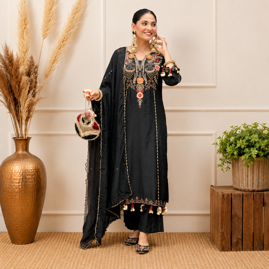 Women's Pure Viscose Chanderi Silk Embroidered Kurta Set with Heavy Chanderi Dupatta