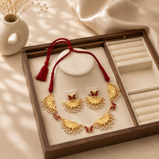 Women's Premium Butterfly Pearl Choker Necklace Set