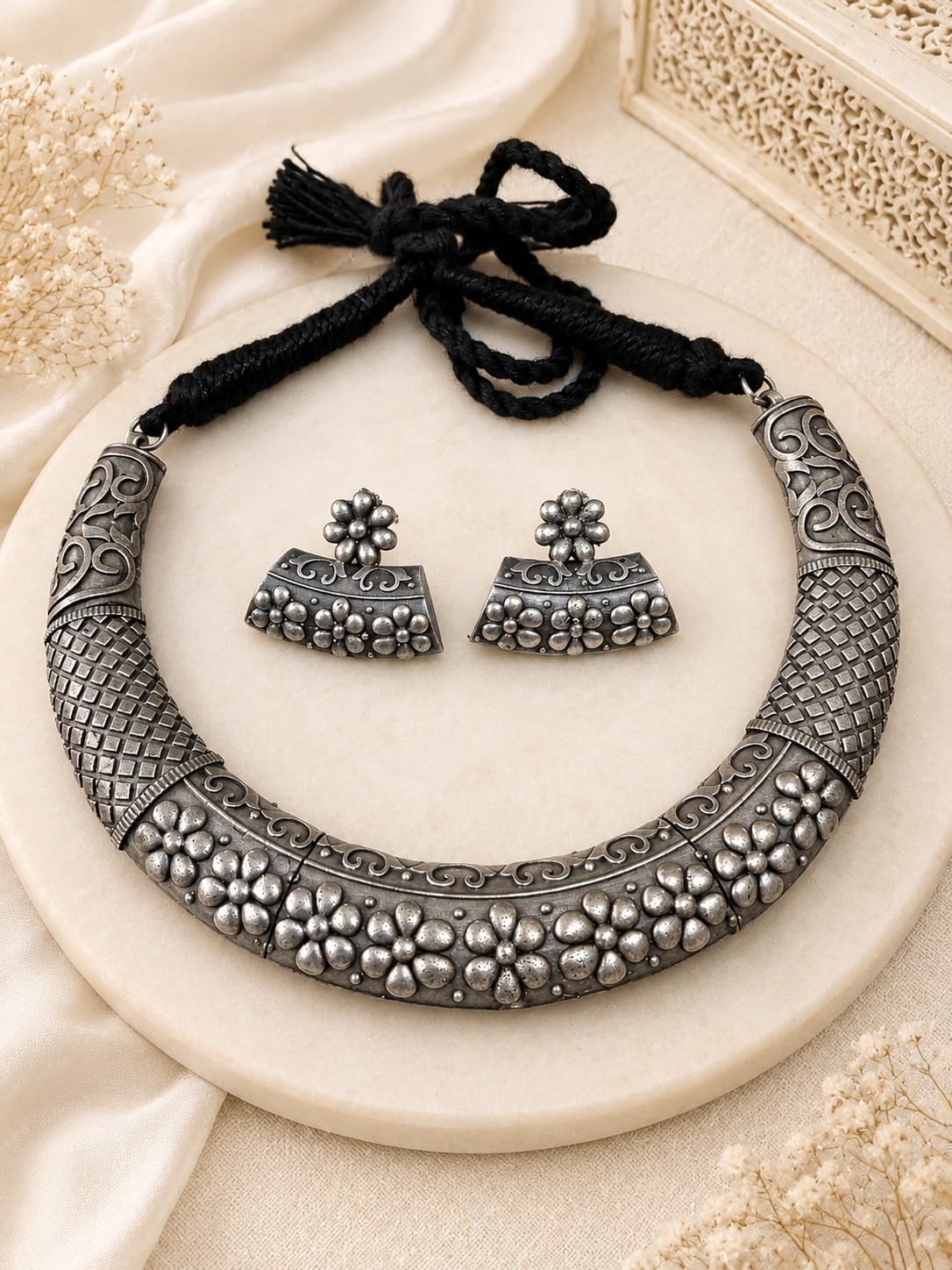 Vintage Oxidised Floral Choker Necklace Set with Earrings